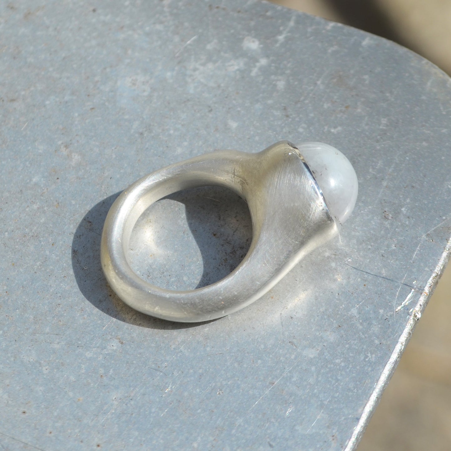 Knock Amoeba Ring
