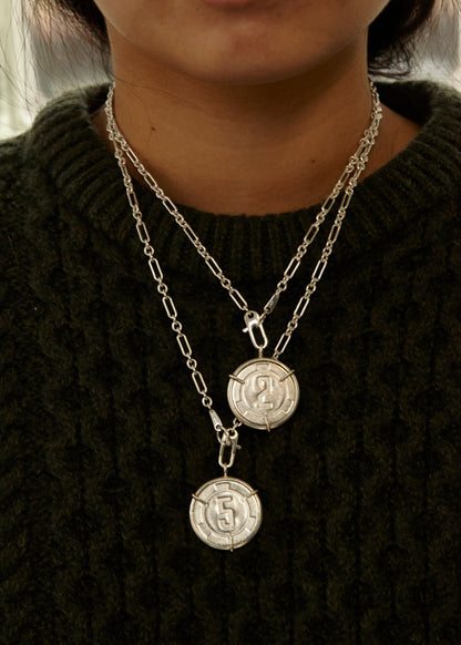 VTG PLAY COIN CHARM