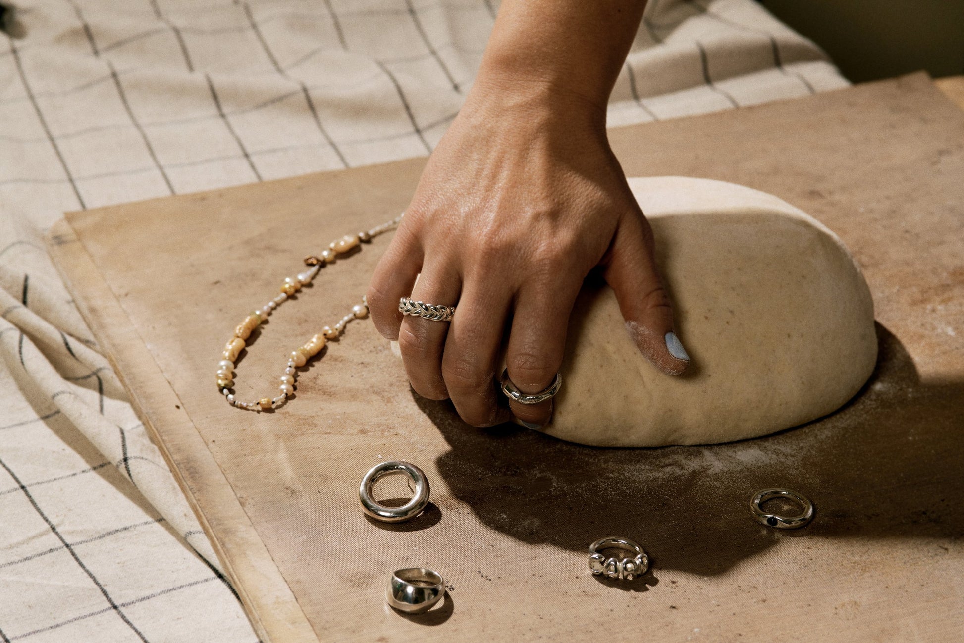 DOUGH RING